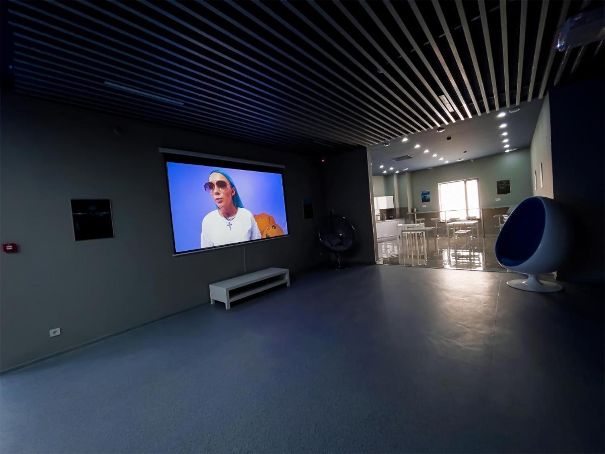 Caps Lock Future Hotel Αστάνα Εξωτερικό φωτογραφία