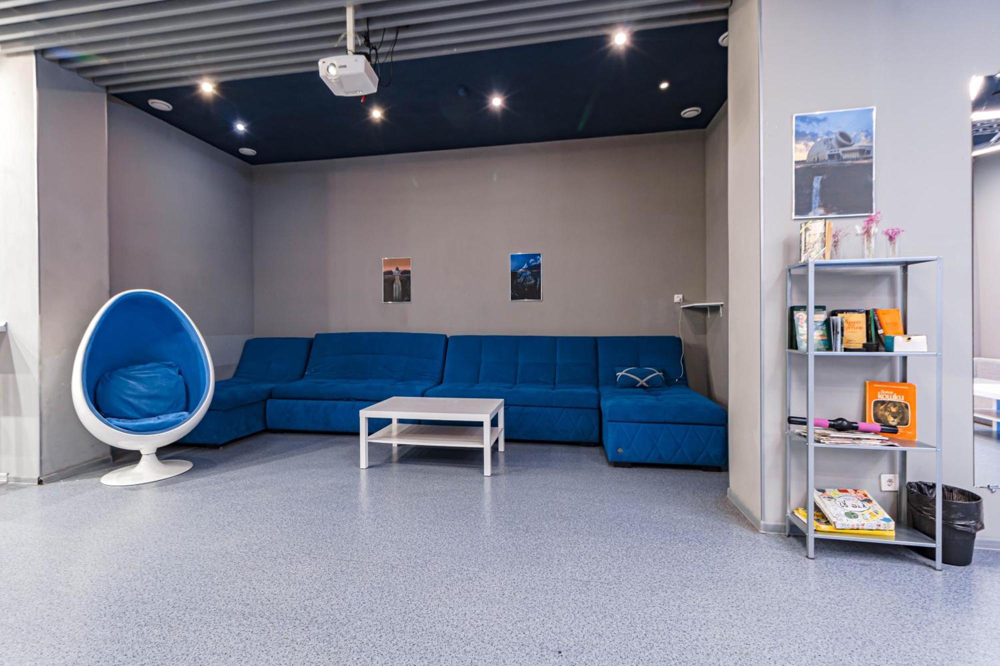 Caps Lock Future Hotel Αστάνα Εξωτερικό φωτογραφία